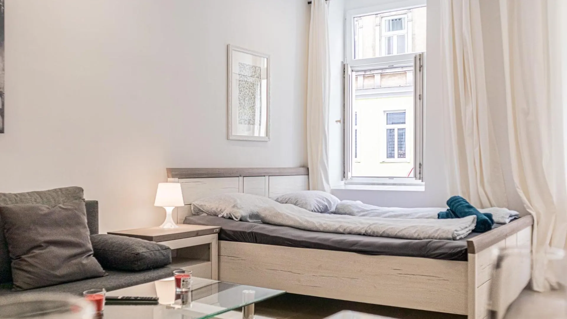 Cheerful Studio Vienna Favoriten Near U1 Reumannplatz 0*,  Austria